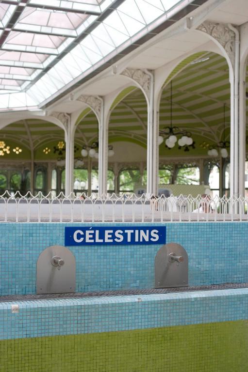 Hotel Des Thermes Les Domes Vichy Eksteriør bilde